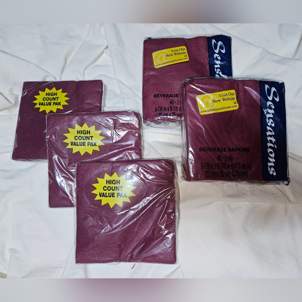 140 count NEW Beverage Napkins